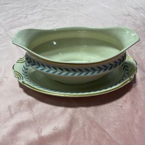 Syracuse Old Ivory Gravy Boat